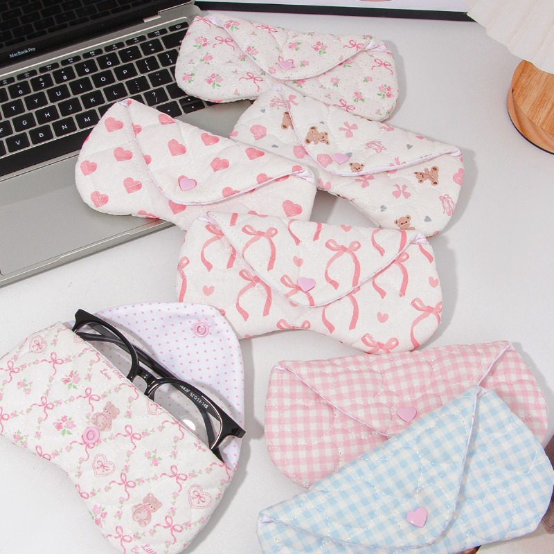 กระเป๋าใส่แว่นตาผ้าลายสก๊อตสไต - Travel Accessories Kmart บทวิจารณ์และราคา
